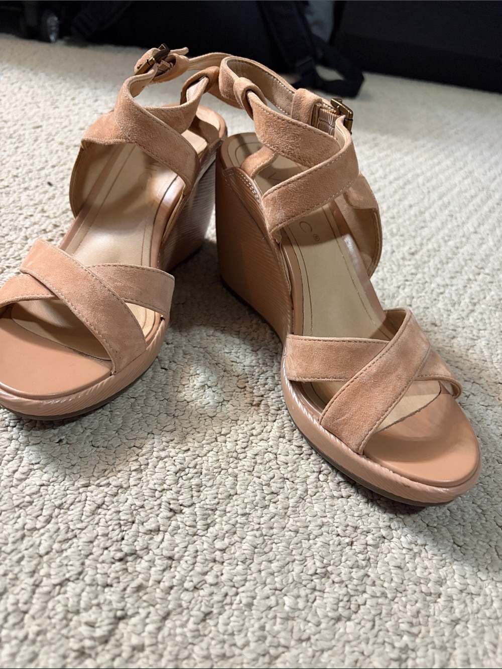 Vionic Tan Suede Wedge Sandals